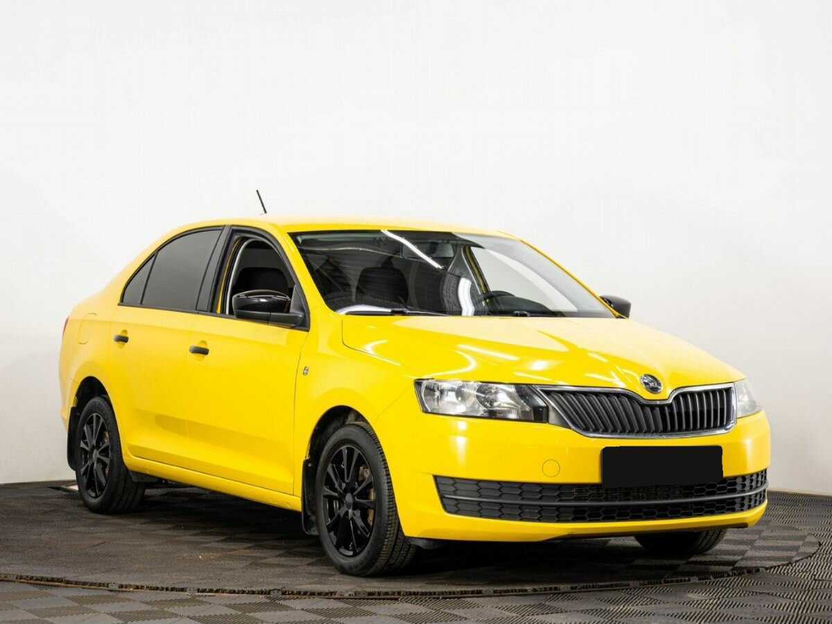 Купить Skoda Rapid с пробегом. Фото: #2