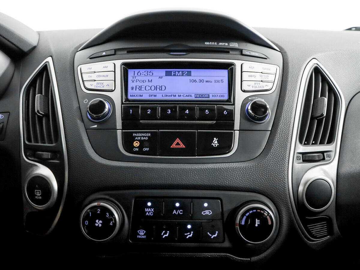 Купить Hyundai ix35 с пробегом. Фото: #9