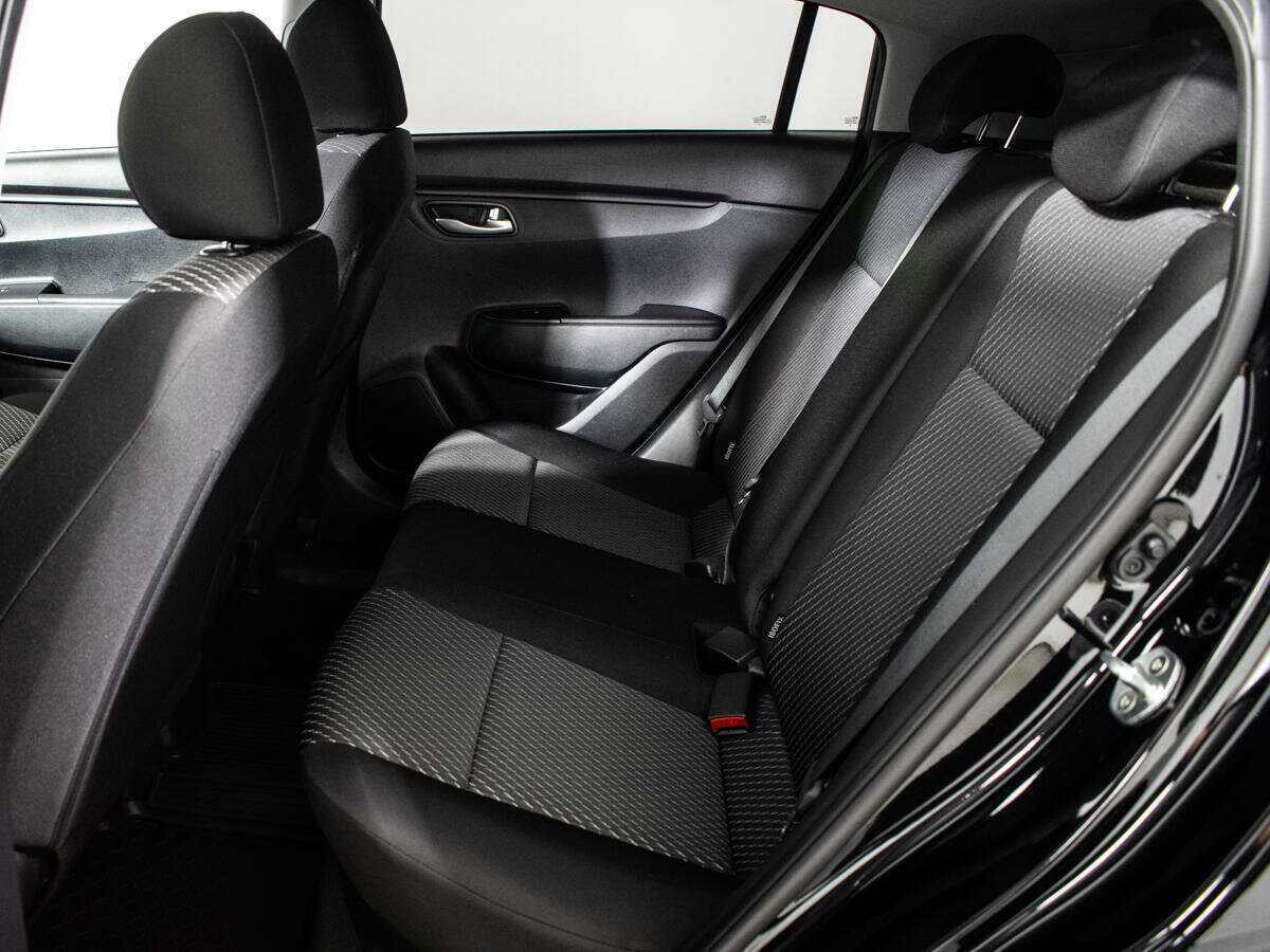 Купить Kia Rio с пробегом. Фото: #9