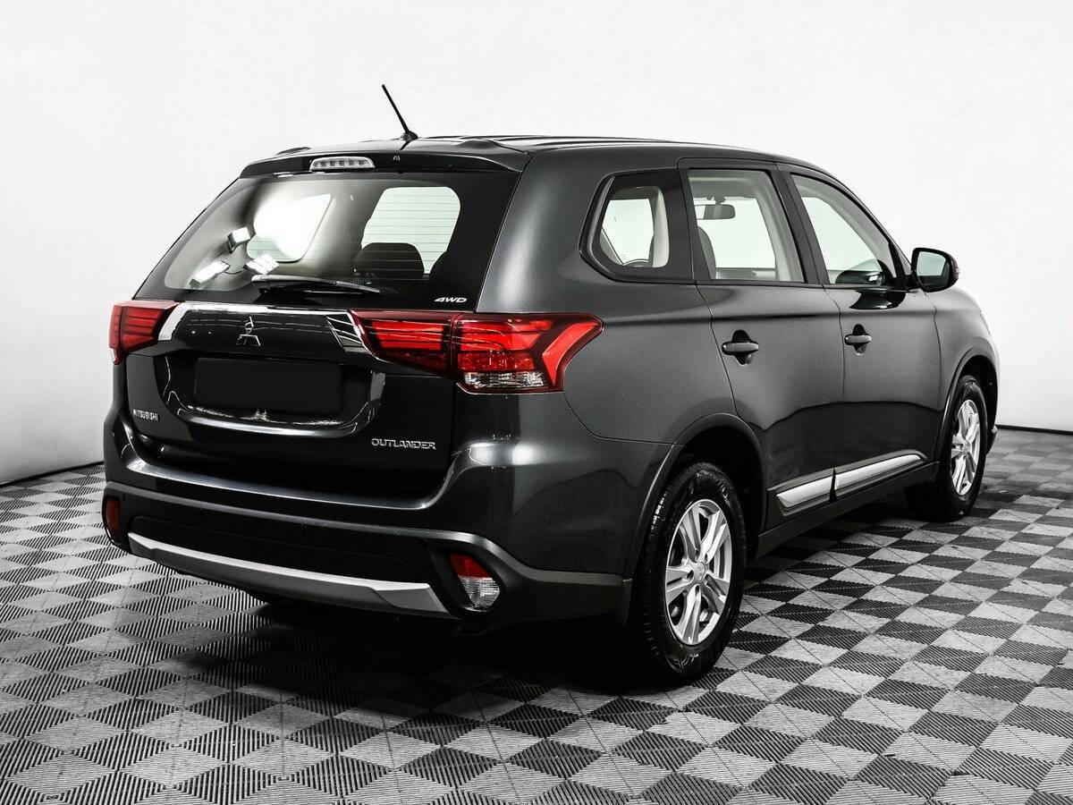 Купить Mitsubishi Outlander с пробегом. Фото: #4