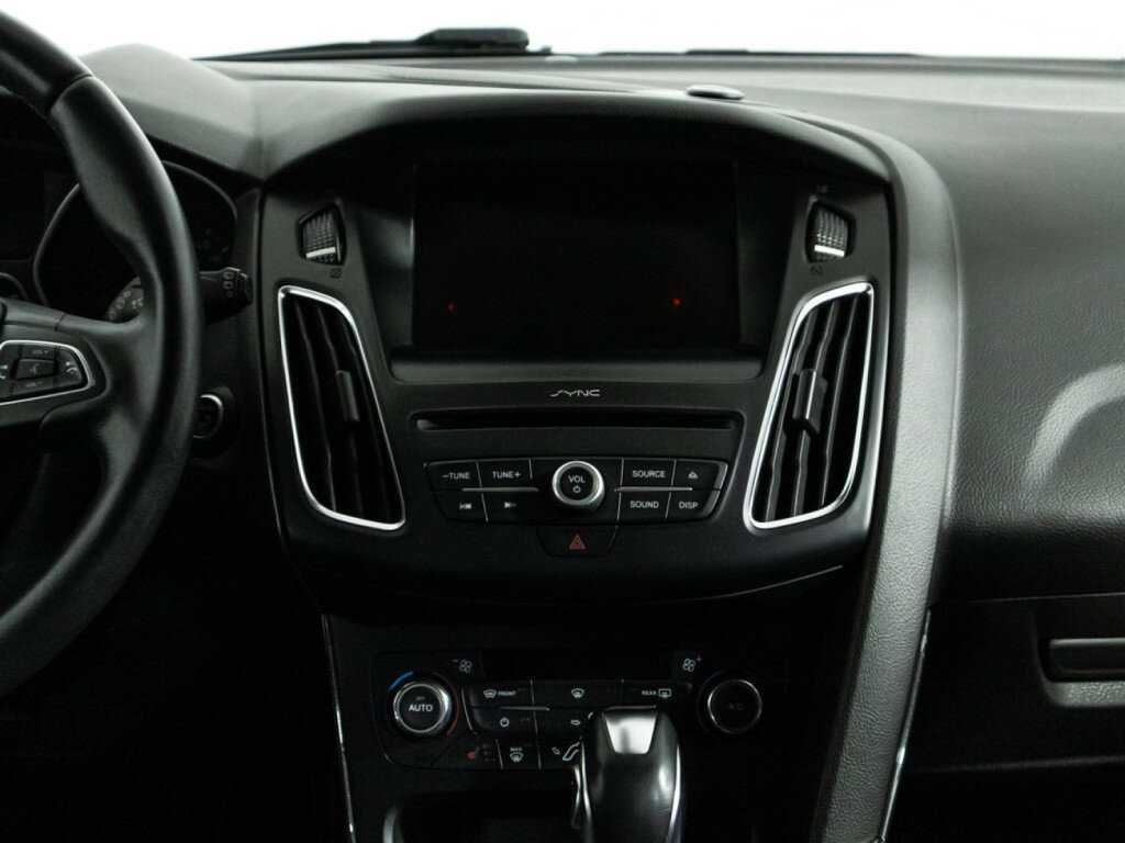 Купить Ford Focus с пробегом. Фото: #12
