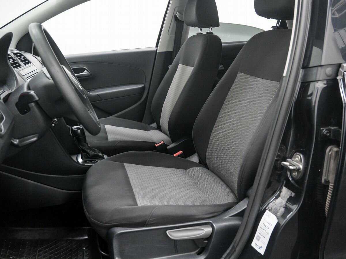Купить Volkswagen Polo с пробегом. Фото: #14