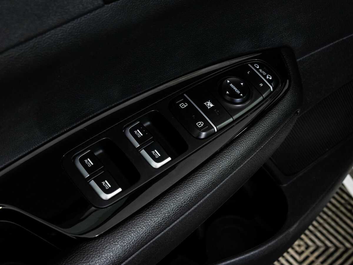 Купить Kia Optima с пробегом. Фото: #19
