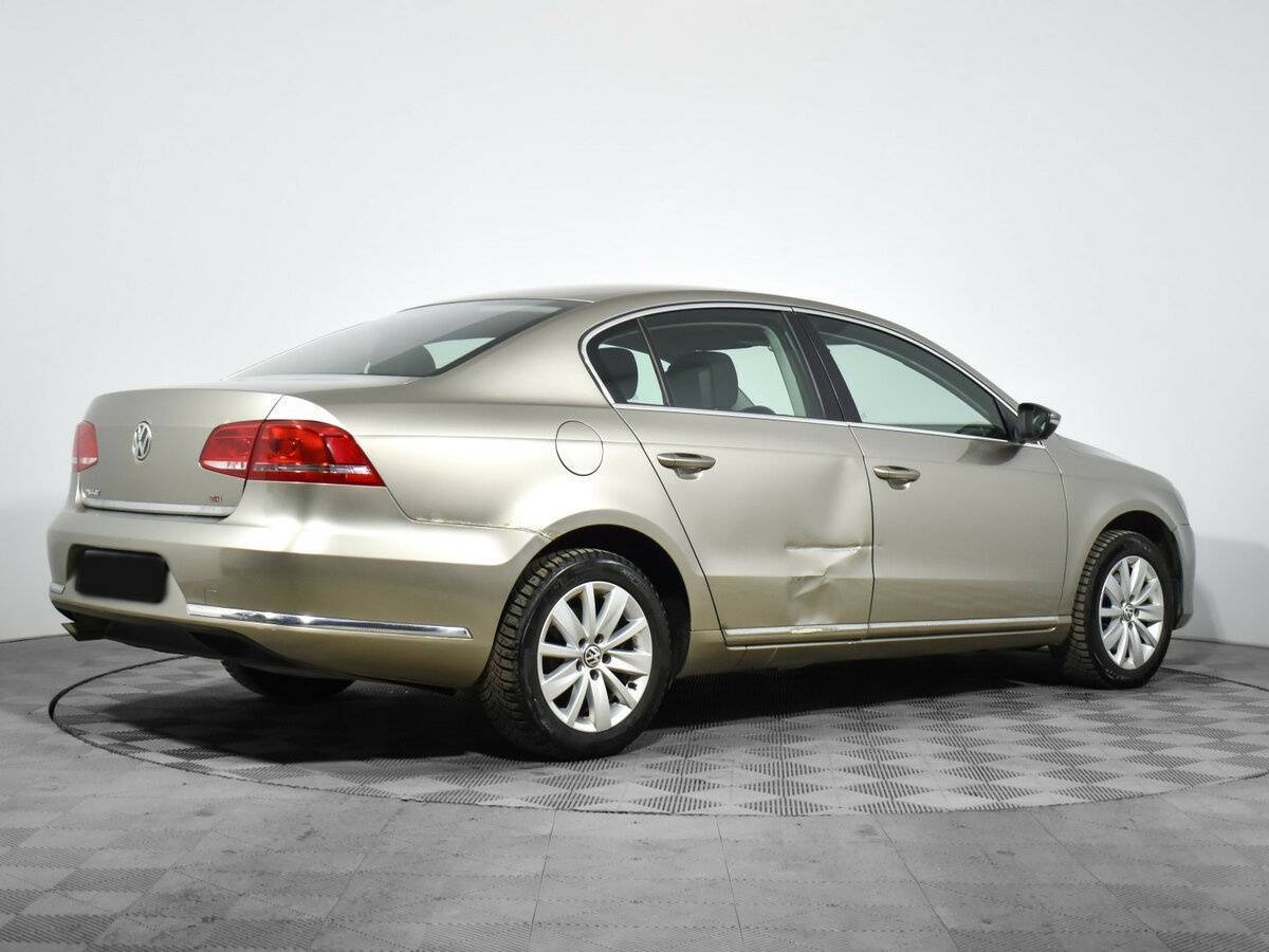 Купить Volkswagen Passat с пробегом. Фото: #3