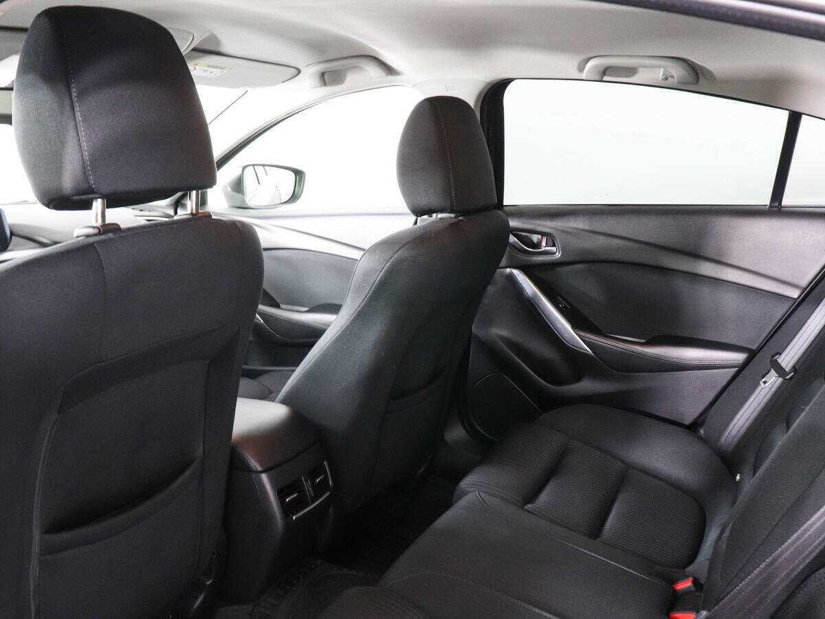 Купить Mazda 6 с пробегом. Фото: #11