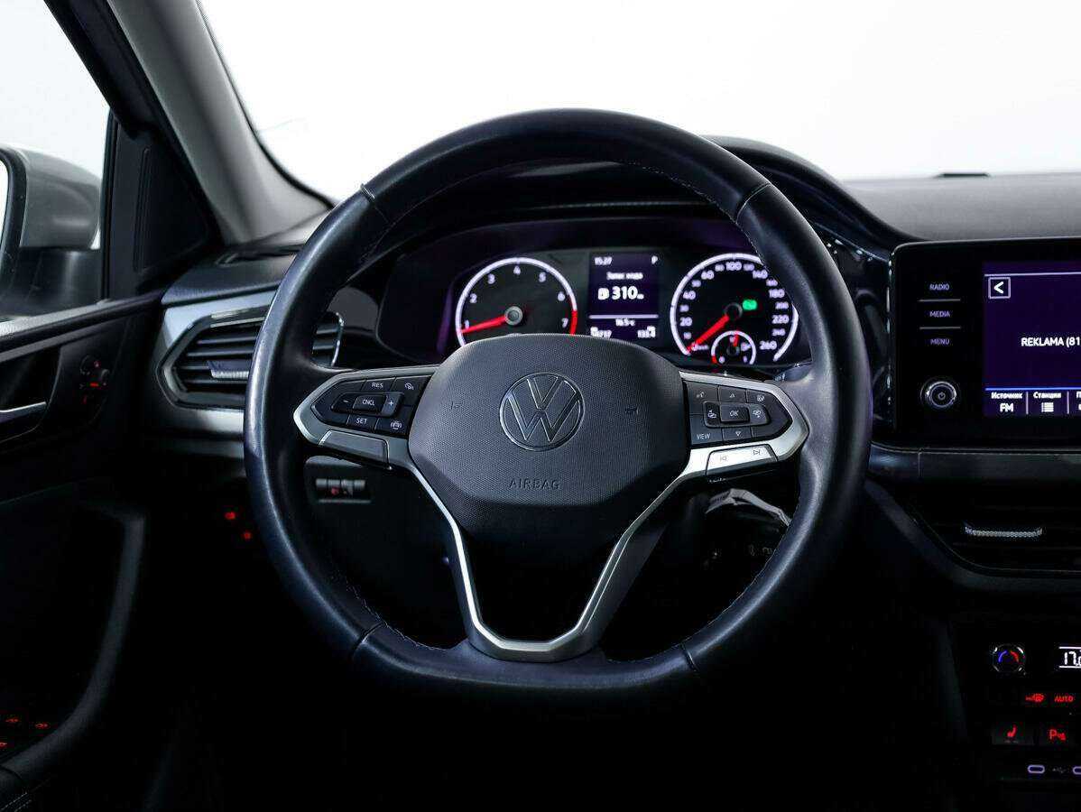 Купить Volkswagen Polo с пробегом. Фото: #9