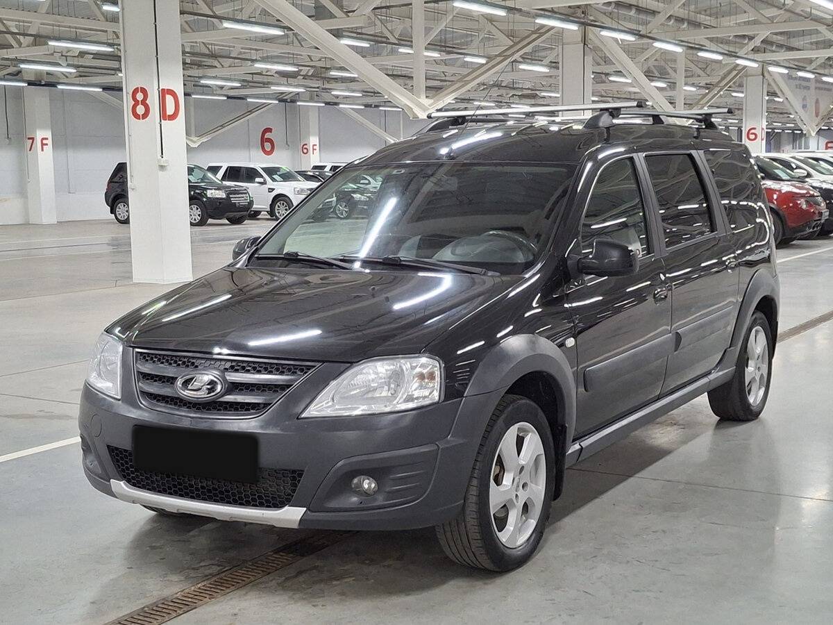 Купить Lada (ВАЗ) Largus с пробегом. Посмотреть фото