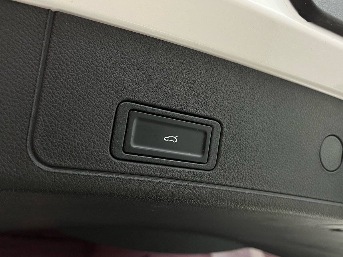 Купить Chery Tiggo 8 с пробегом. Фото: #11