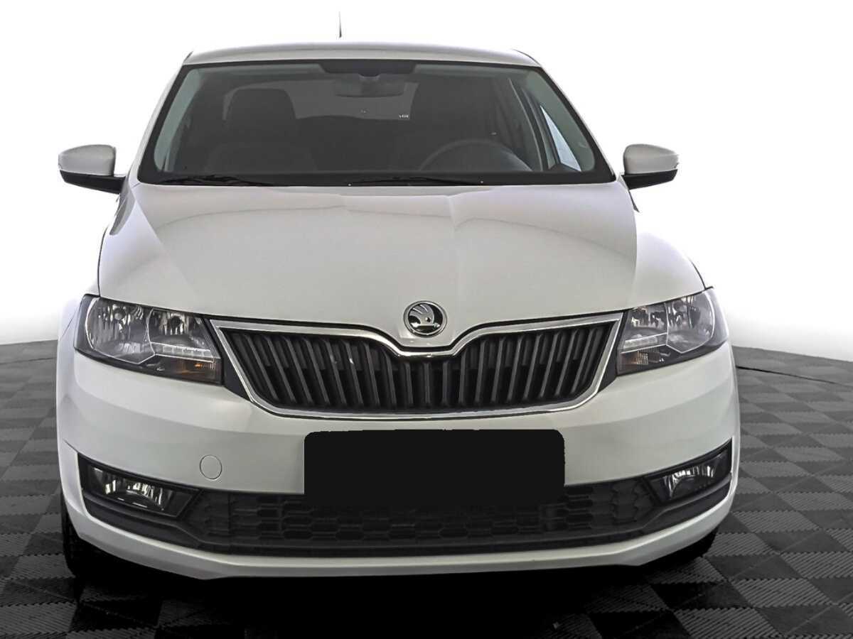 Купить Skoda Rapid с пробегом. Фото: #1