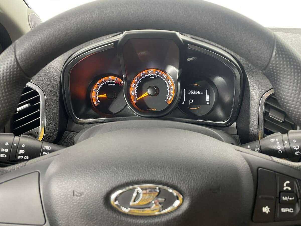 Купить Lada (ВАЗ) XRAY с пробегом. Фото: #8