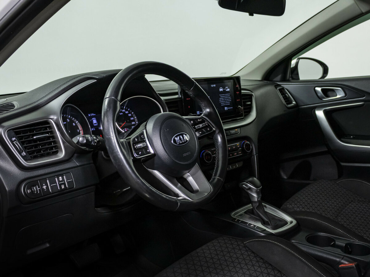 Купить Kia XCeed с пробегом. Фото: #9