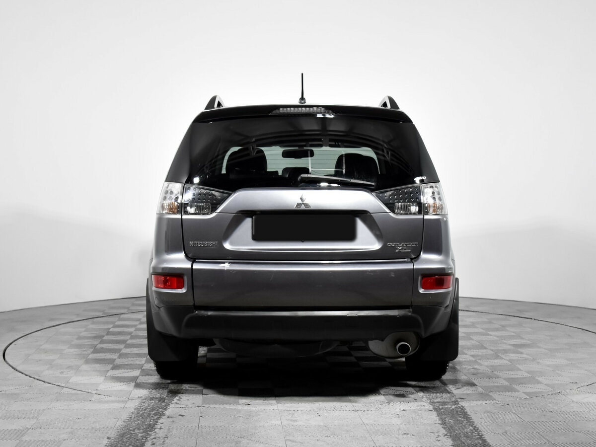 Купить Mitsubishi Outlander с пробегом. Фото: #4