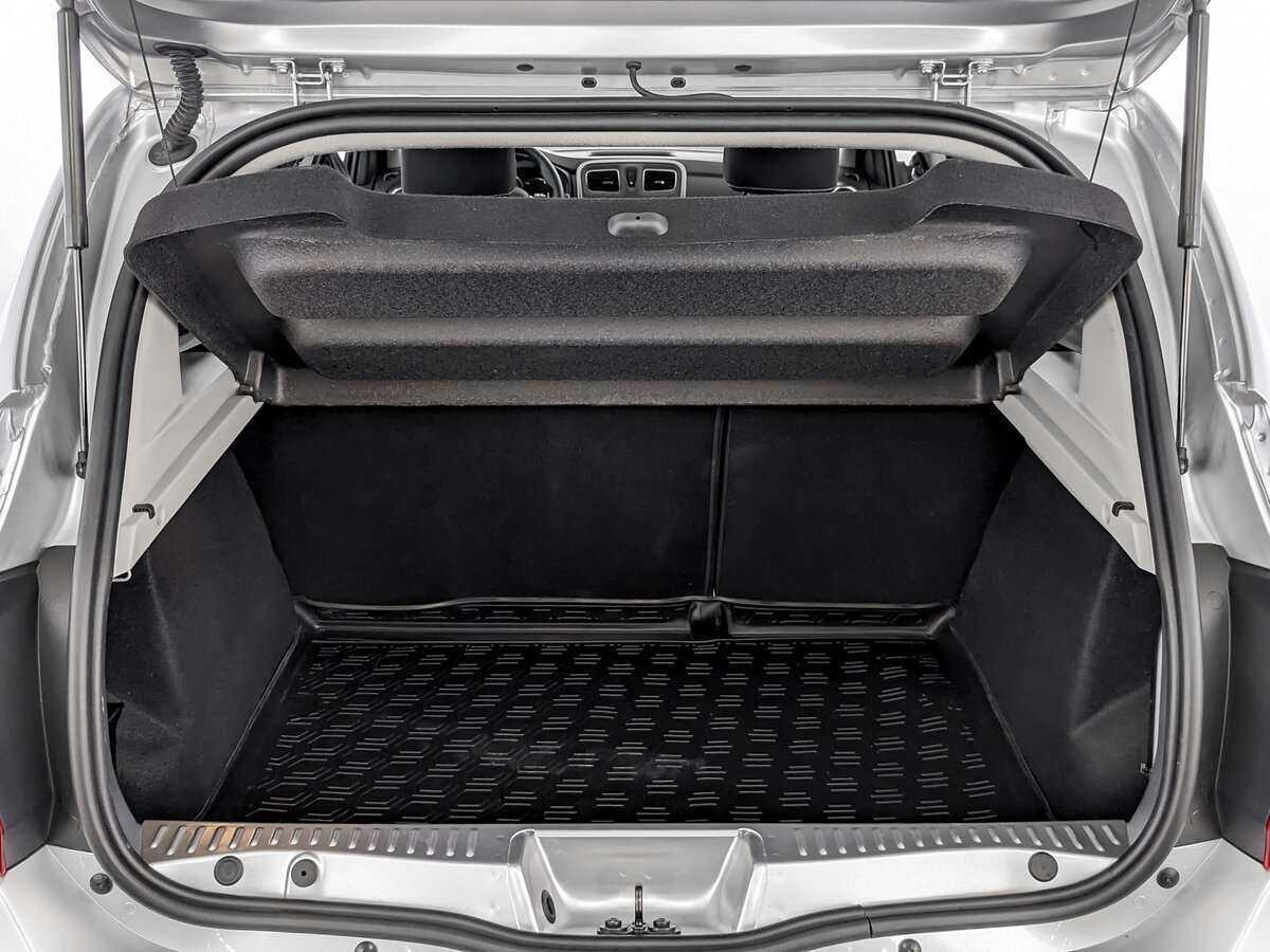 Купить Renault Sandero с пробегом. Фото: #9