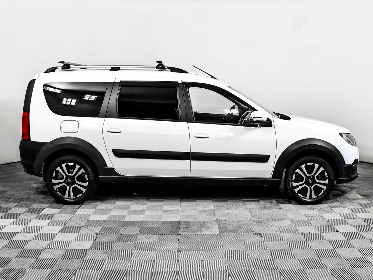 Купить Lada (ВАЗ) Largus с пробегом. Фото: #3