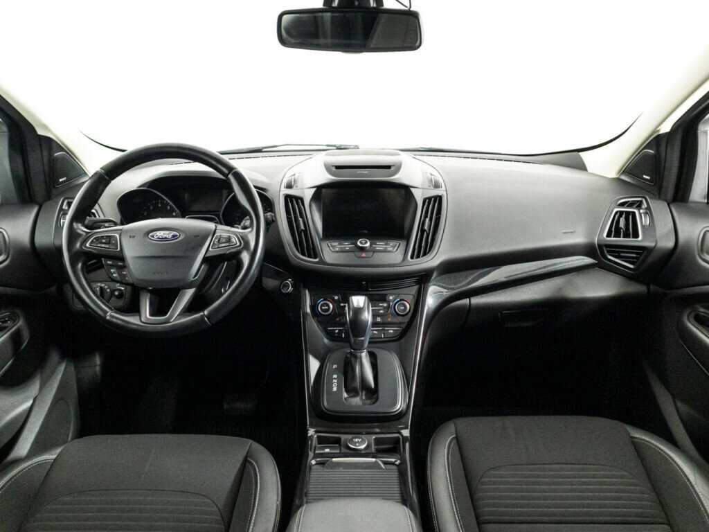 Купить Ford Kuga с пробегом. Фото: #12