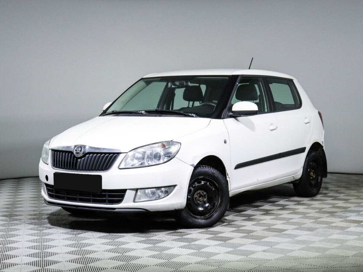Купить Skoda Fabia с пробегом. Фото: #0