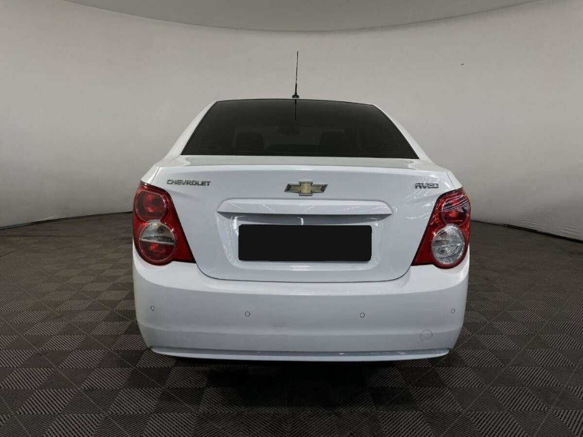Купить Chevrolet Aveo с пробегом. Посмотреть фото
