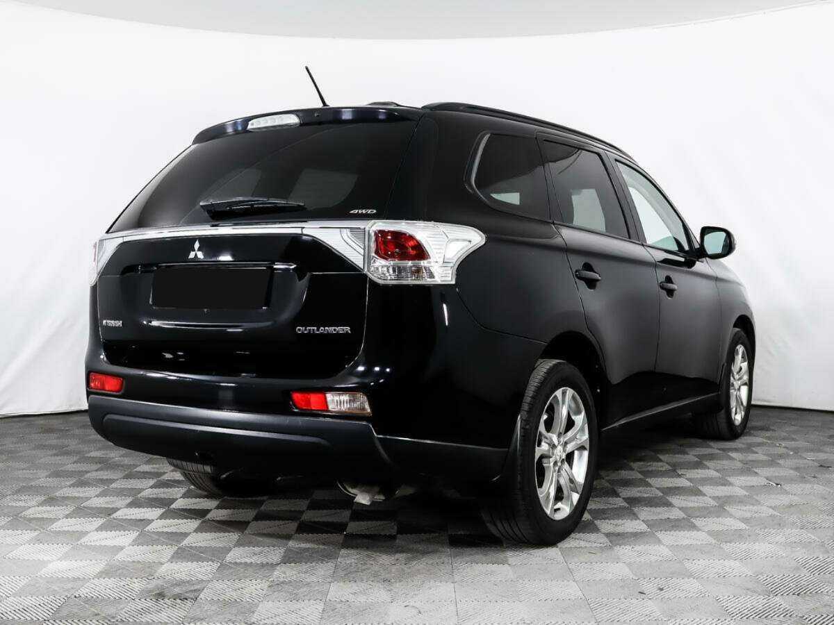 Купить Mitsubishi Outlander с пробегом. Фото: #4