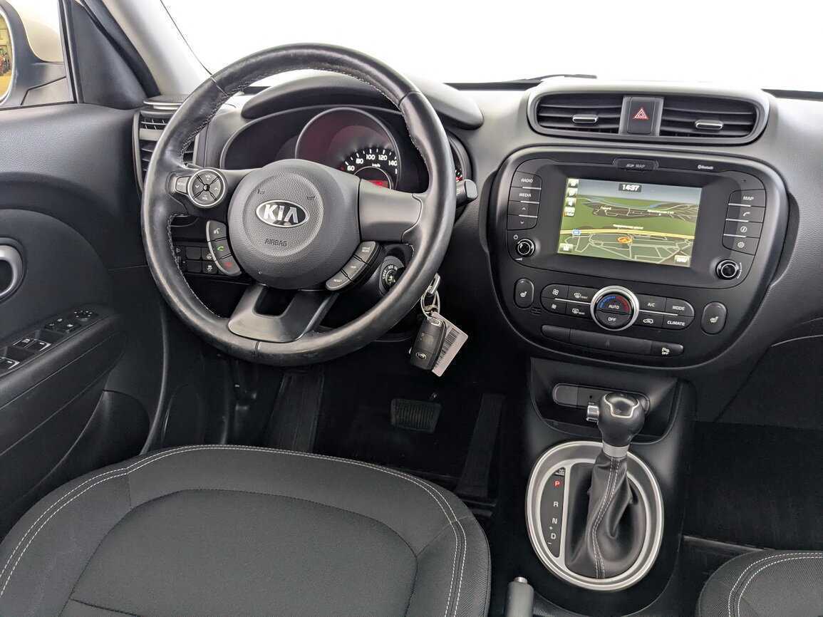Купить Kia Soul с пробегом. Фото: #23