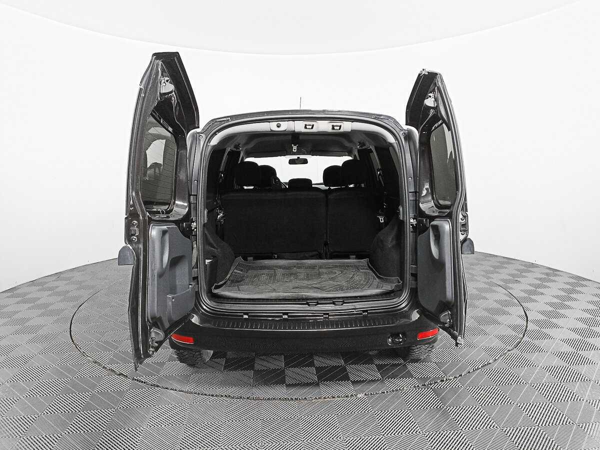 Купить Lada (ВАЗ) Largus с пробегом. Фото: #9