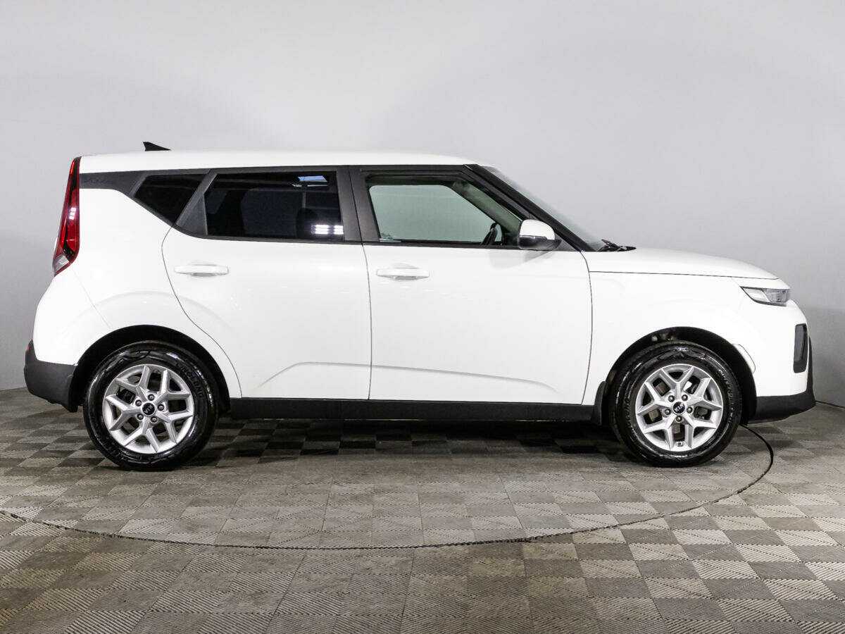 Купить Kia Soul с пробегом. Фото: #3