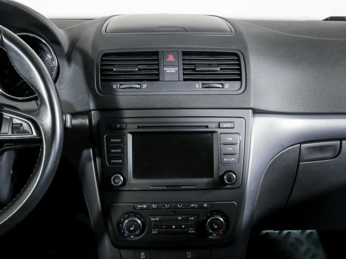 Купить Skoda Yeti с пробегом. Фото: #11