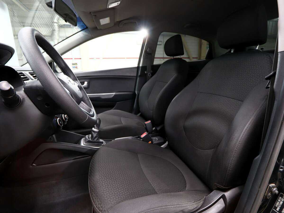 Купить Kia Rio с пробегом. Фото: #5