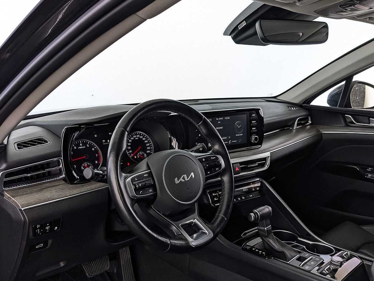 Купить Kia K5 с пробегом. Фото: #14