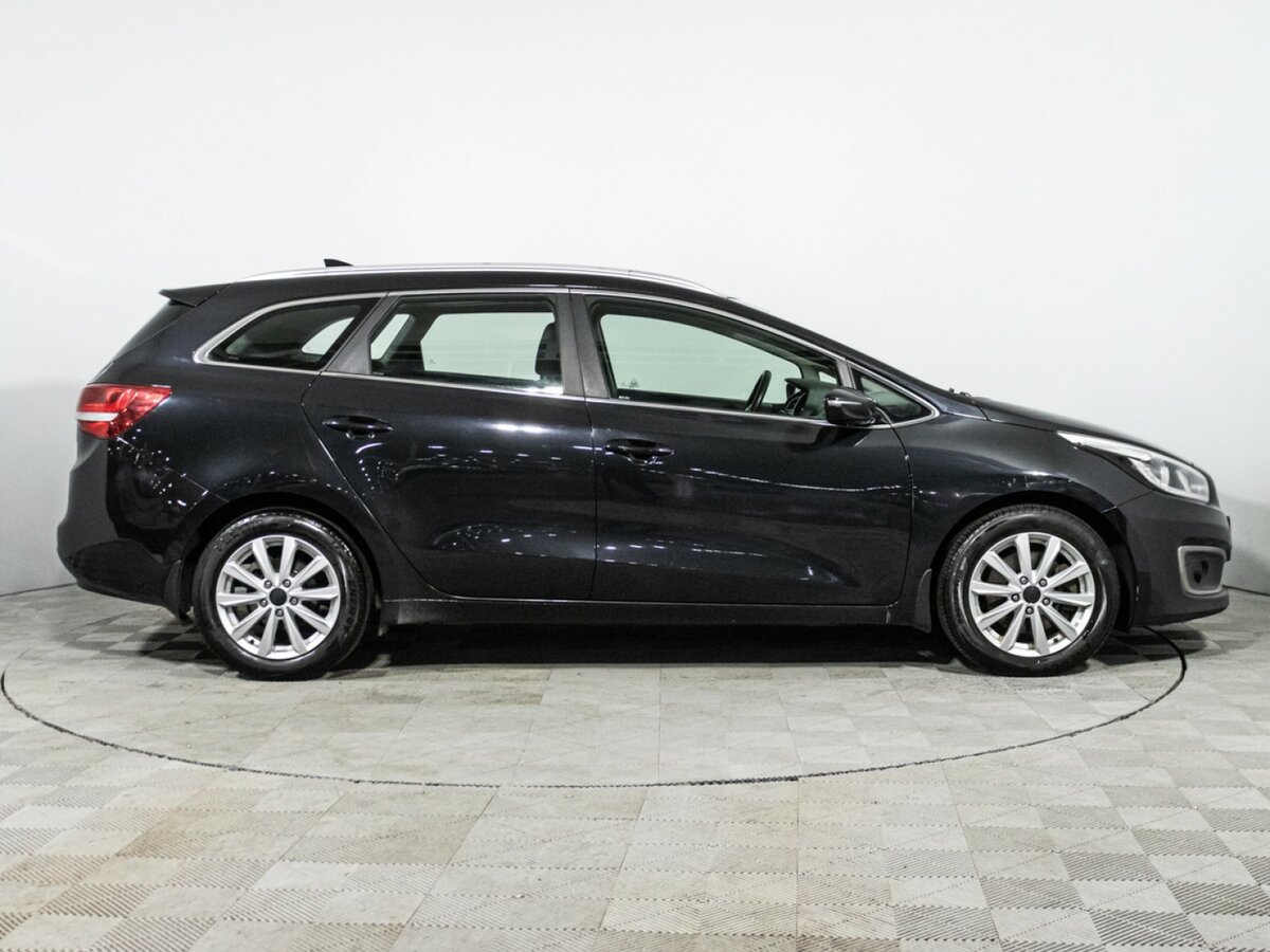 Купить Kia Ceed с пробегом. Фото: #3
