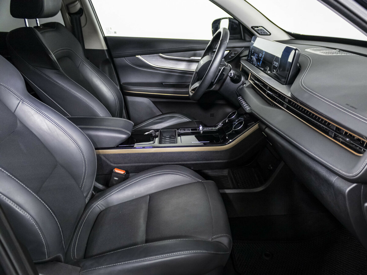 Купить EXEED LX с пробегом. Фото: #7