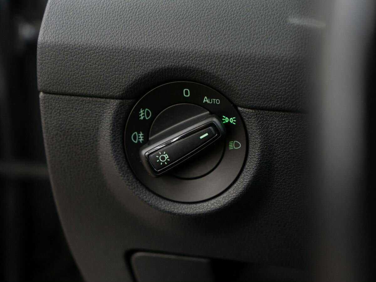 Купить Skoda Octavia с пробегом. Фото: #13