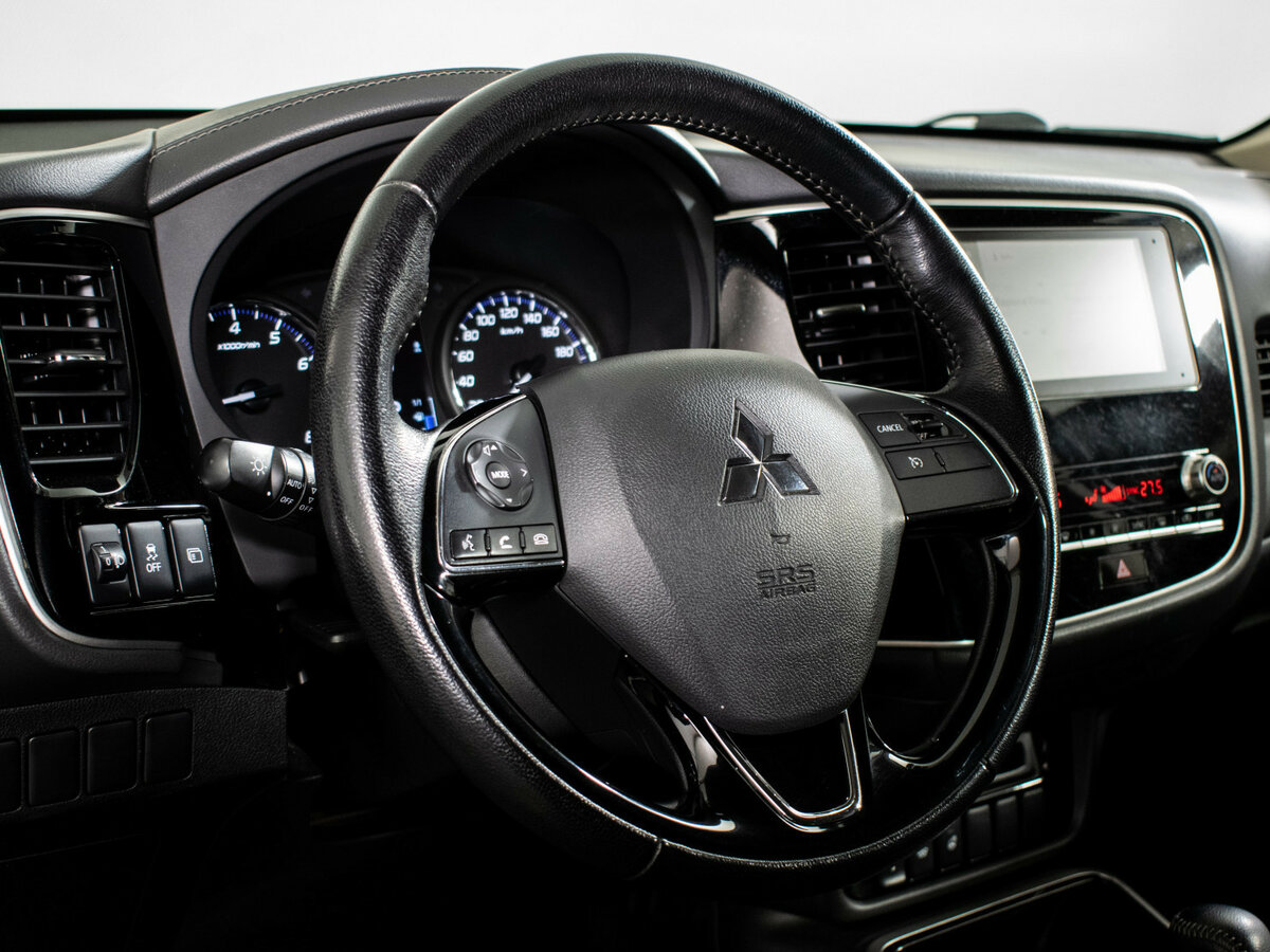 Купить Mitsubishi Outlander с пробегом. Фото: #12
