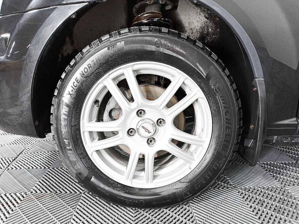 Купить Lada (ВАЗ) Largus с пробегом. Фото: #17