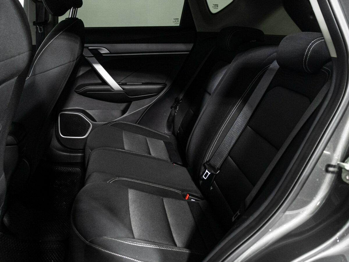 Купить Geely Coolray с пробегом. Фото: #9