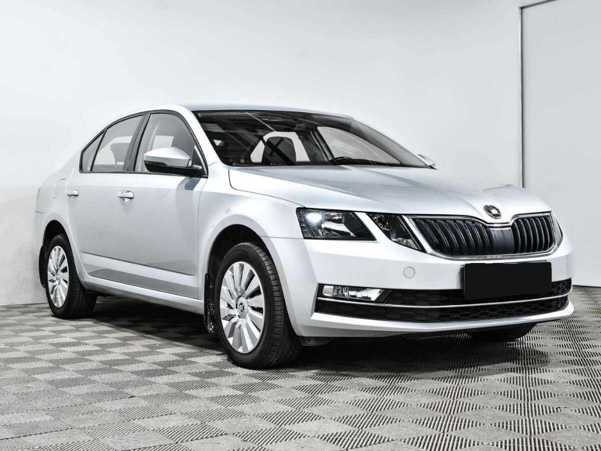 Купить Skoda Octavia с пробегом. Фото: #2