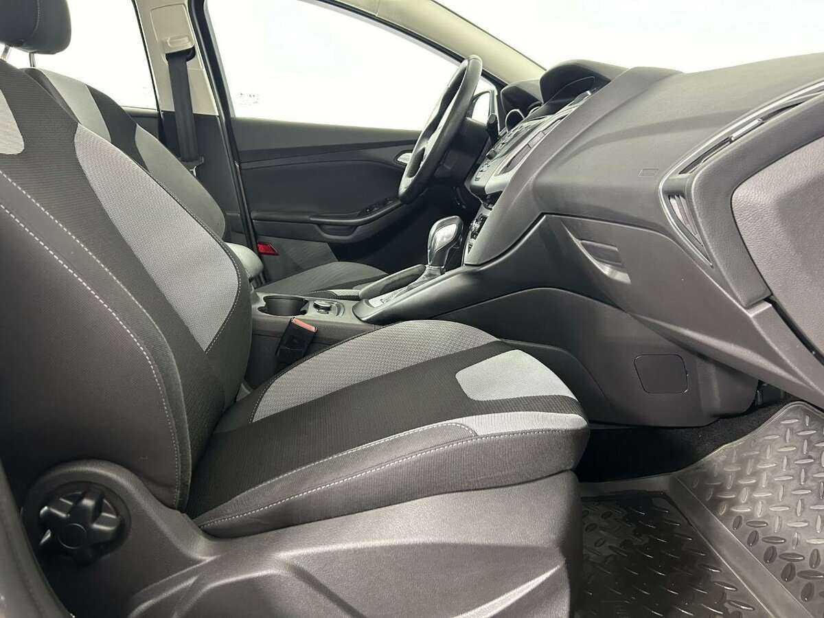 Купить Ford Focus с пробегом. Фото: #13