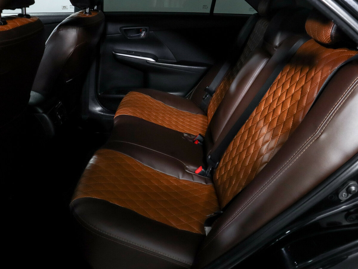 Купить Toyota Camry с пробегом. Фото: #7