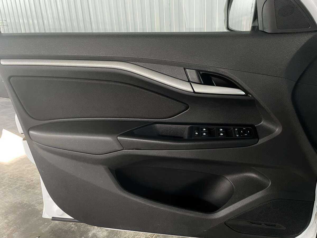 Купить Lada (ВАЗ) Vesta с пробегом. Фото: #16