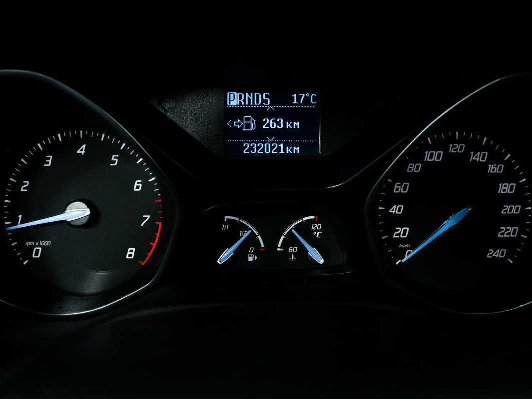 Купить Ford Focus с пробегом. Фото: #9