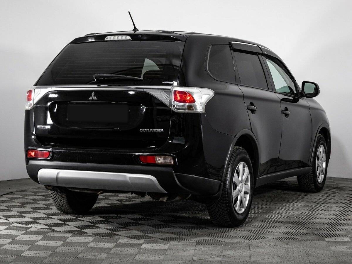 Купить Mitsubishi Outlander с пробегом. Фото: #3