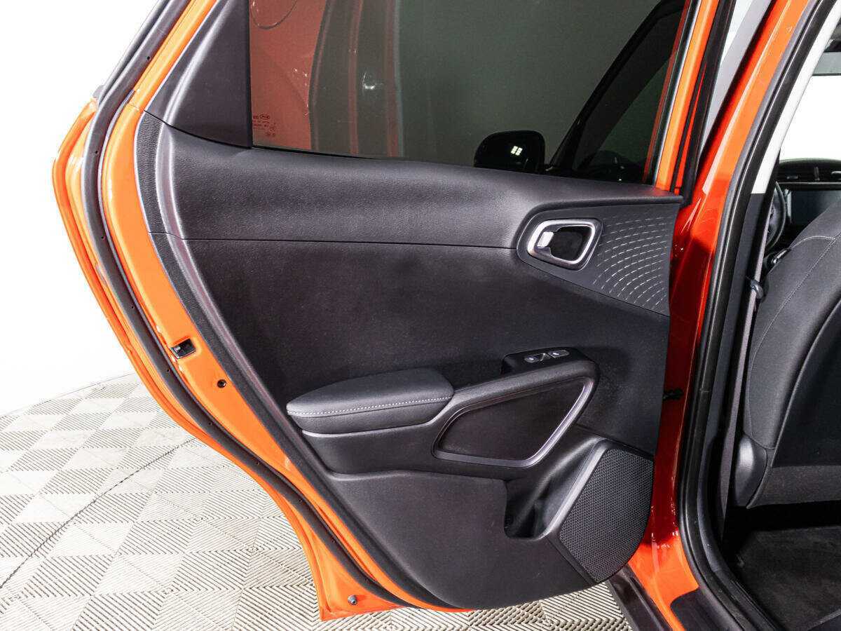 Купить Kia Soul с пробегом. Фото: #23