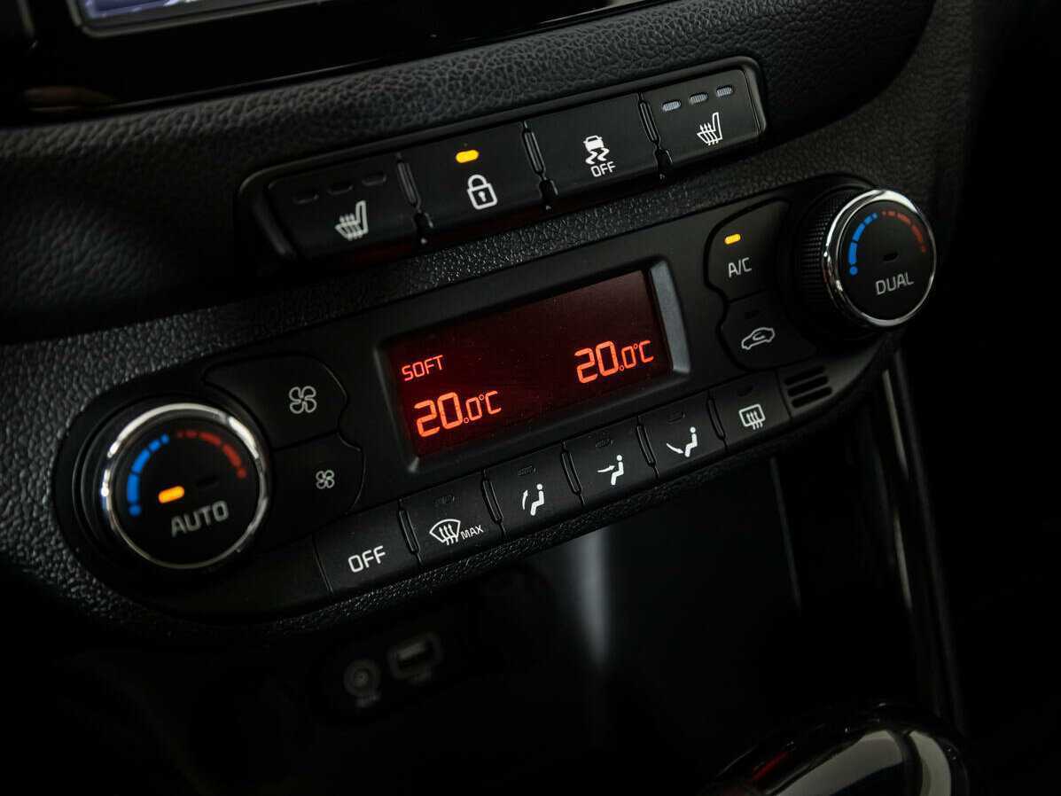 Купить Kia Ceed с пробегом. Фото: #13