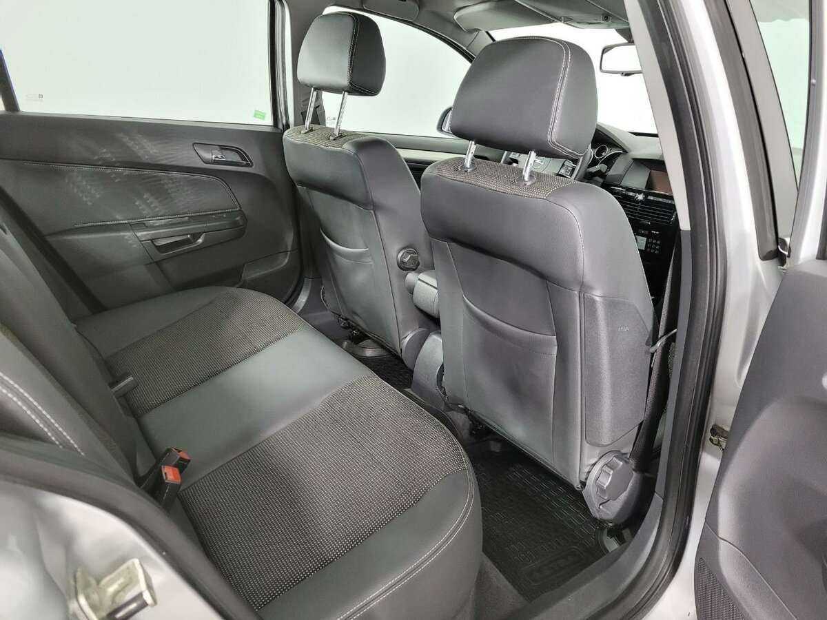 Купить Opel Astra с пробегом. Фото: #16