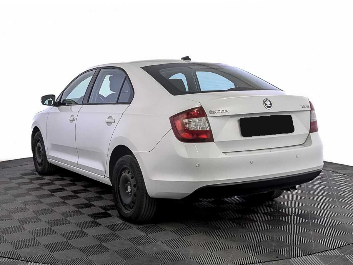 Купить Skoda Rapid с пробегом. Фото: #6
