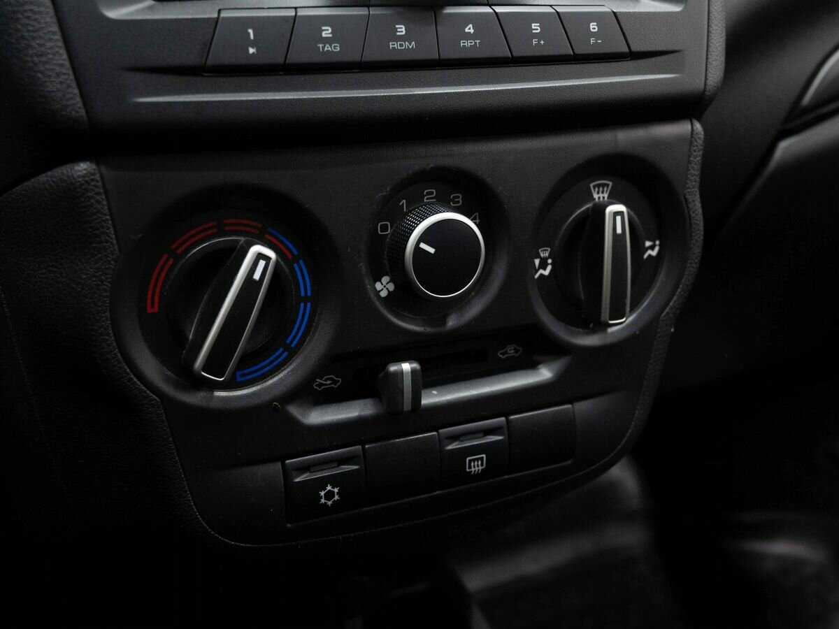 Купить Lada (ВАЗ) Granta с пробегом. Фото: #17