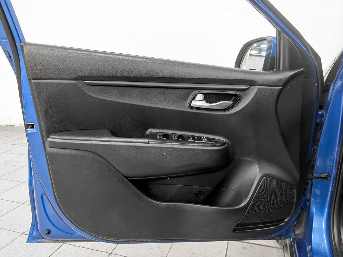 Купить Kia Rio с пробегом. Фото: #15