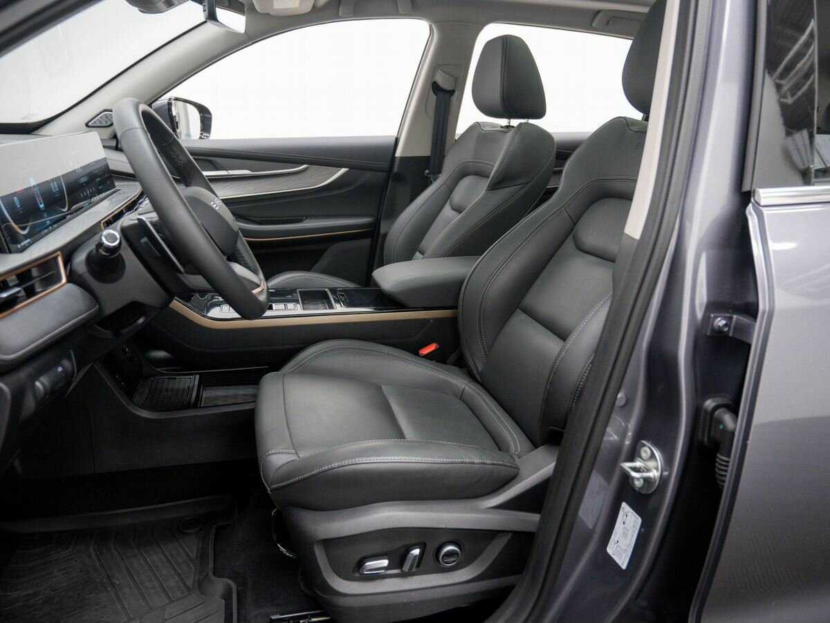 Купить EXEED LX с пробегом. Фото: #15