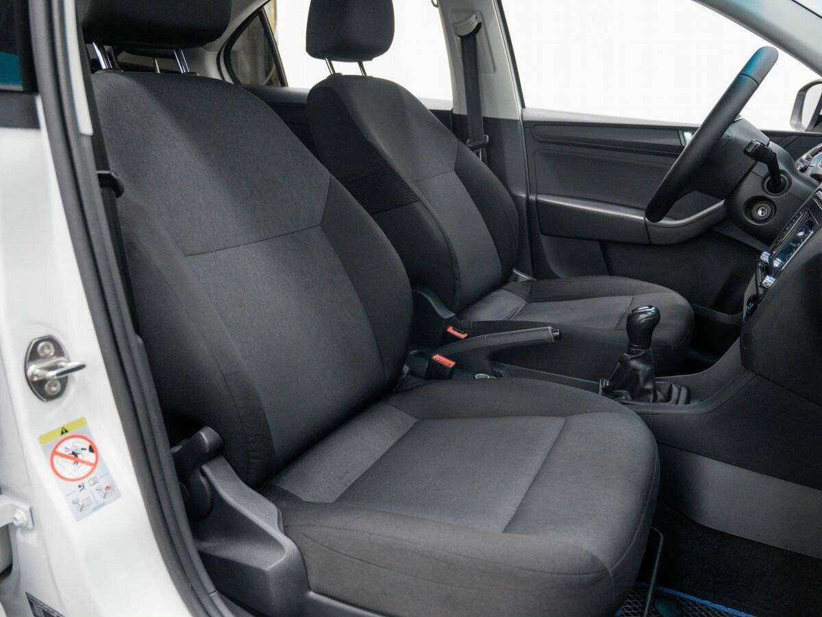 Купить Skoda Rapid с пробегом. Фото: #11