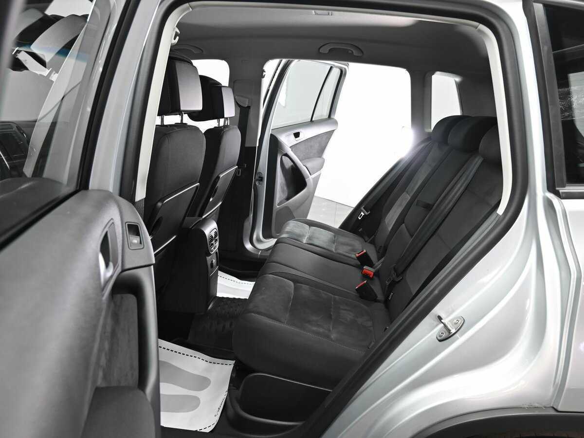 Купить Volkswagen Tiguan с пробегом. Фото: #14