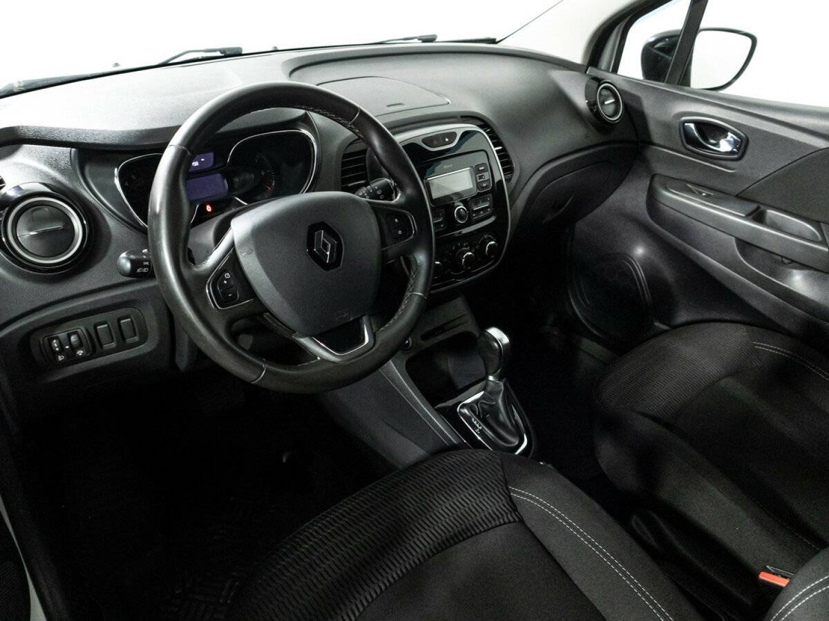 Купить Renault Kaptur с пробегом. Фото: #10